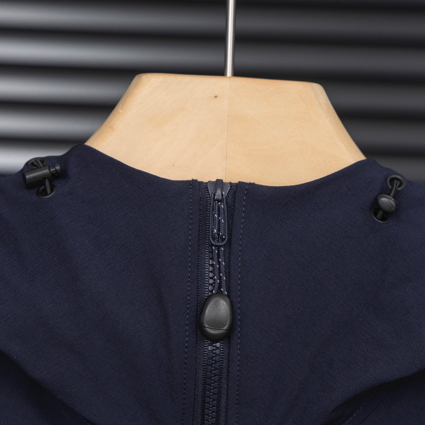 ARC'TERYX LOGO-EMBROIDERED HOODED JACKET