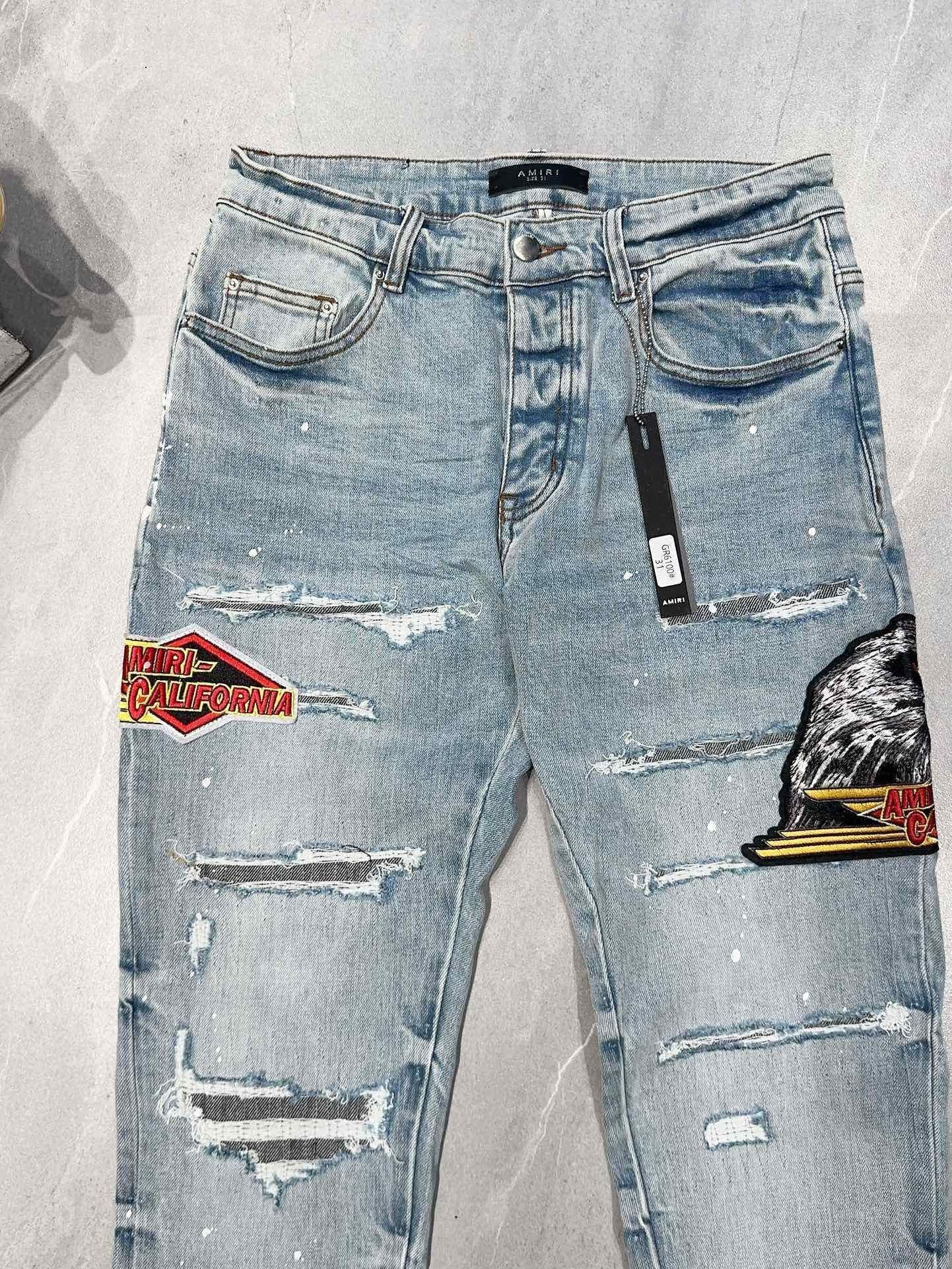 AMIRI DISTRESSED CEMENT CALIFORNIA SKINNY JEANS